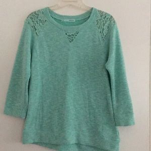 Maurice’s Top size medium